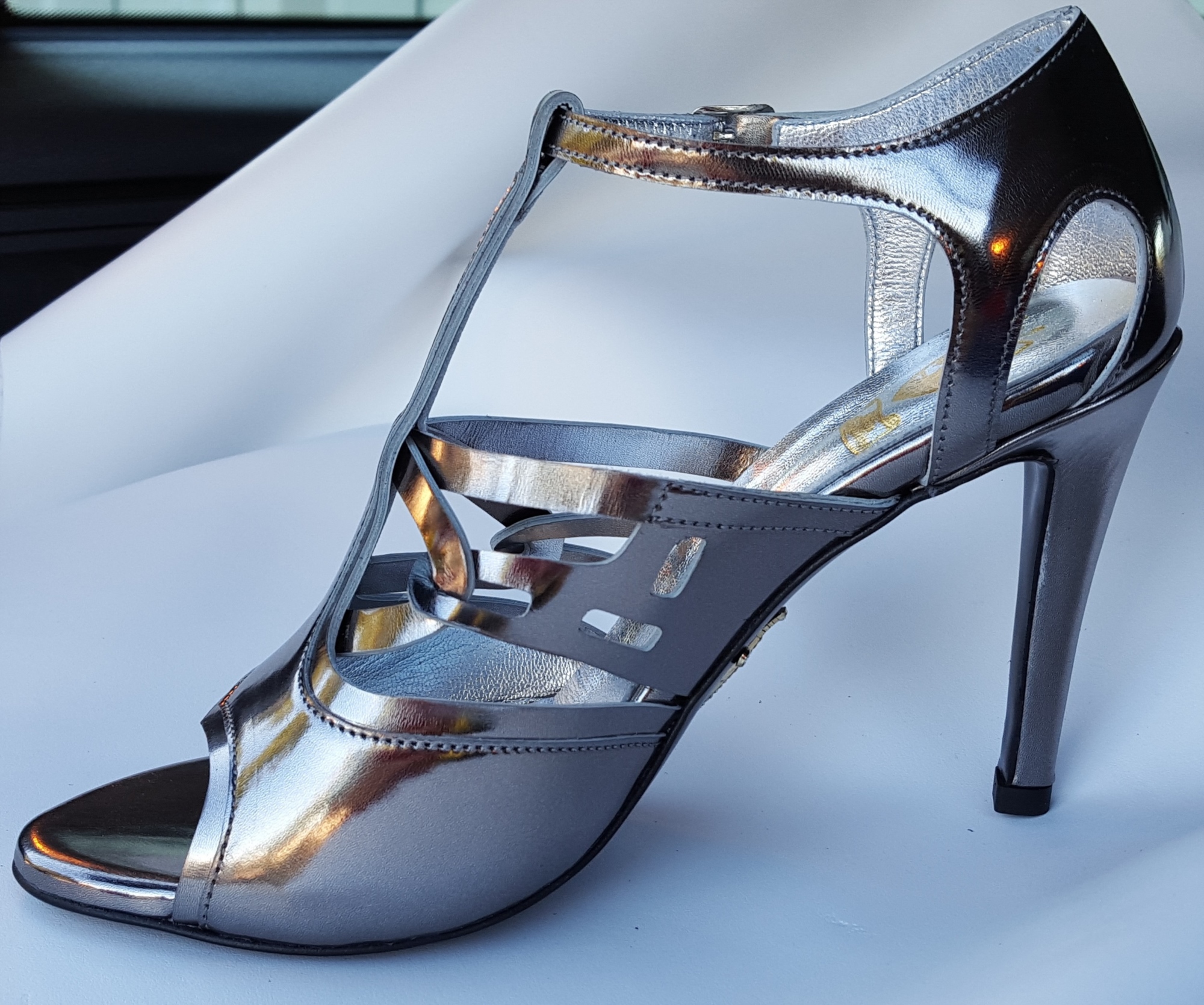 tobia longarini i501 iside handcrafted footwear,  platinum mirror